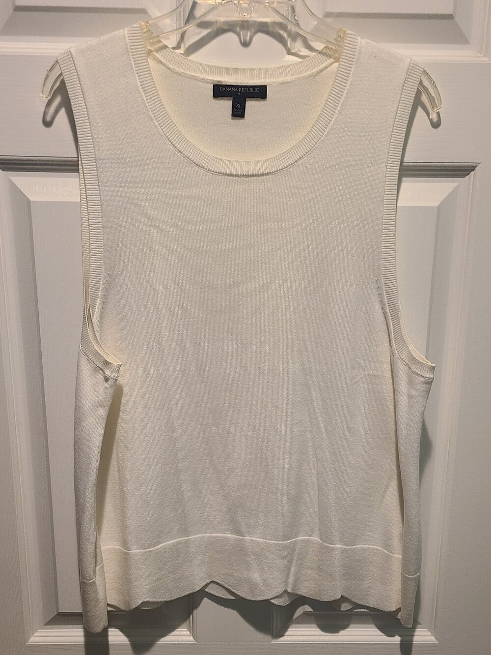 Banana Republic Sleeveless, Scalloped-Hem Sweater